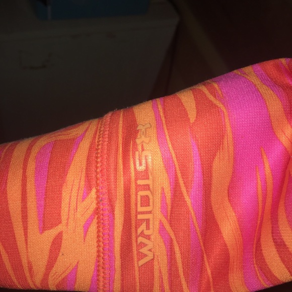 Youth under armour hoodie - Picture 3 of 3